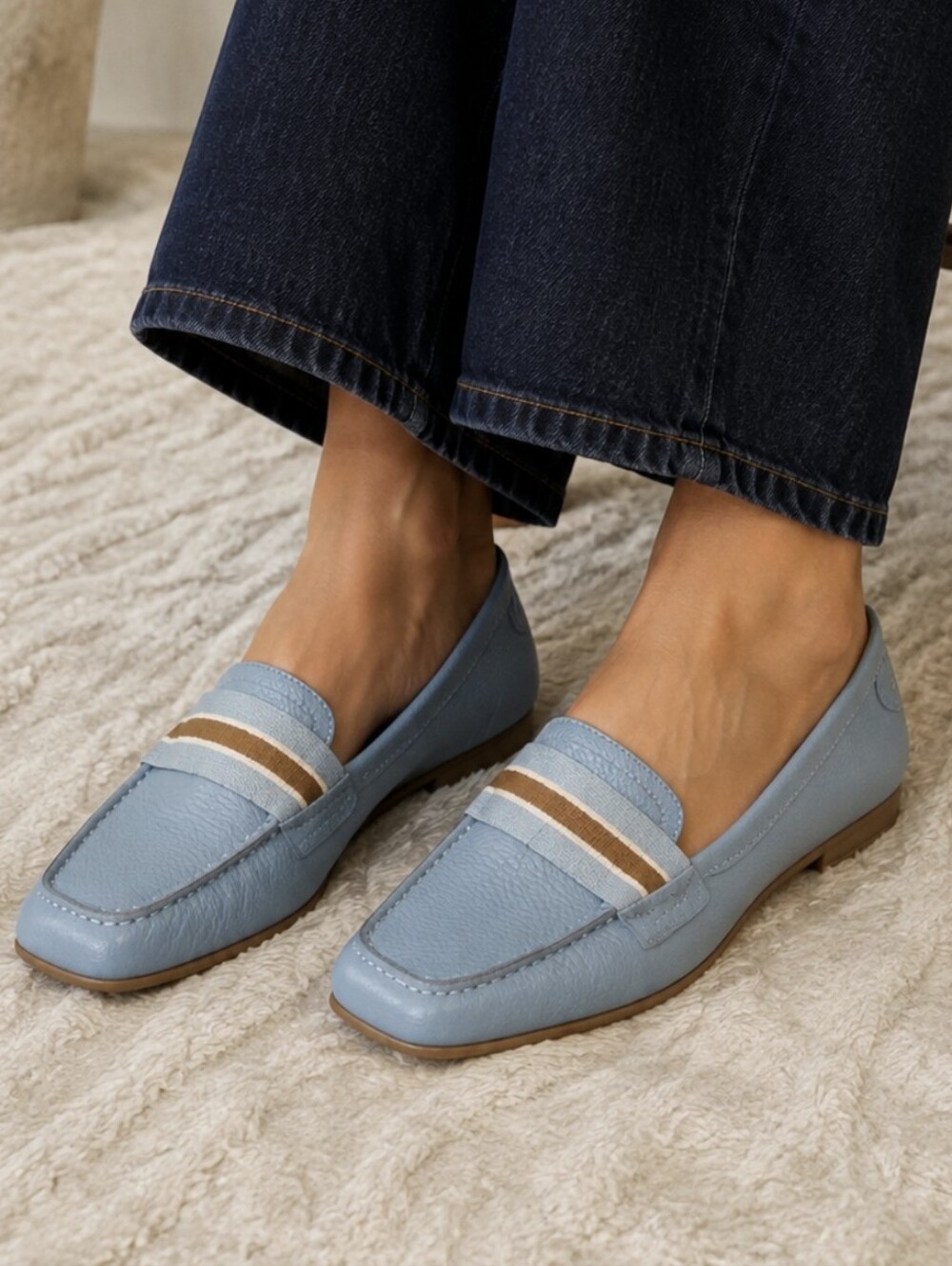 Connie Clearwater Blue Loafers Leather Square Toe Flats Preppy Slip-On Size 7